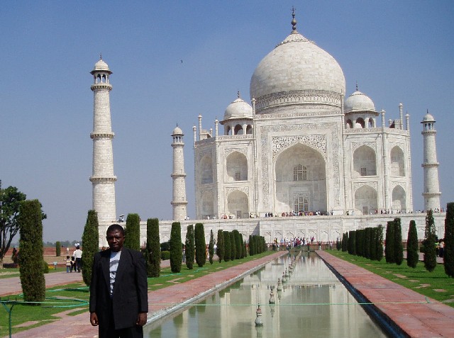 Taj Mahal, Agra India (photo: Njei M.T)